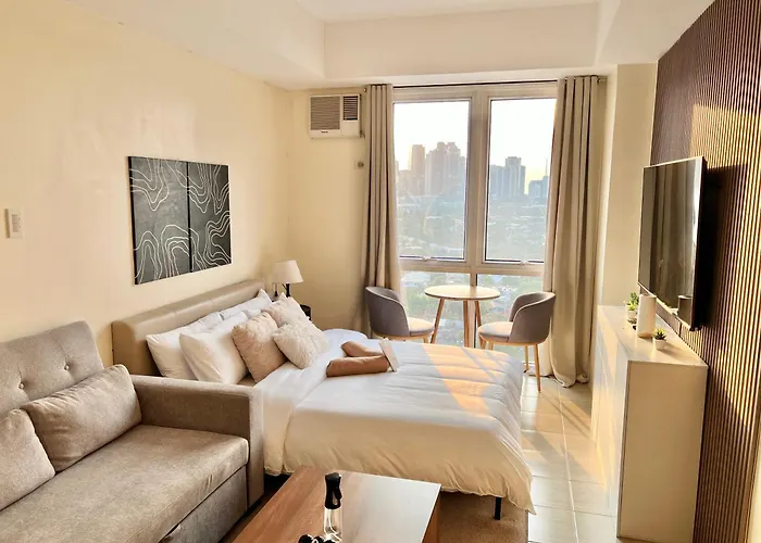 Akkomo Staycation Aparthotel *